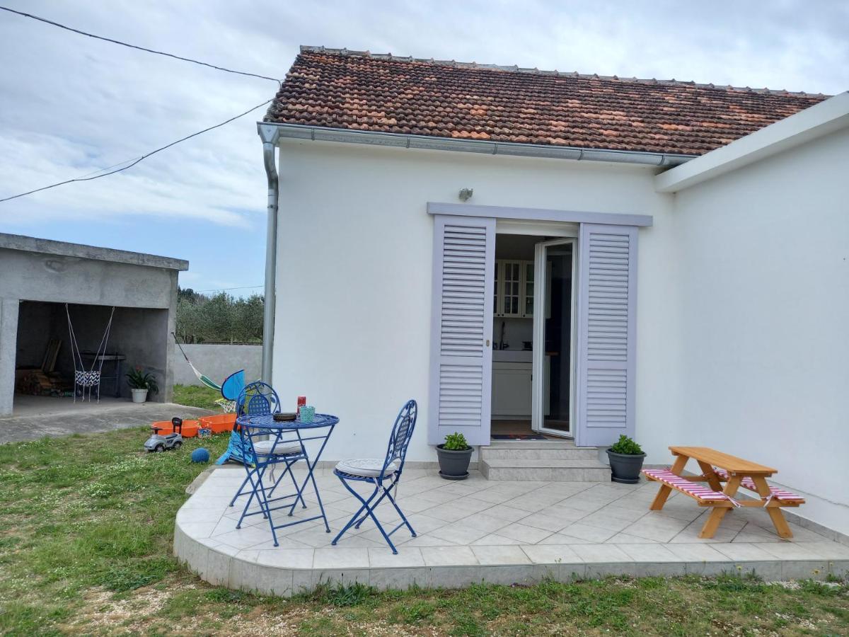 Villa Cosy Family Friendly House Zadar Exterior foto
